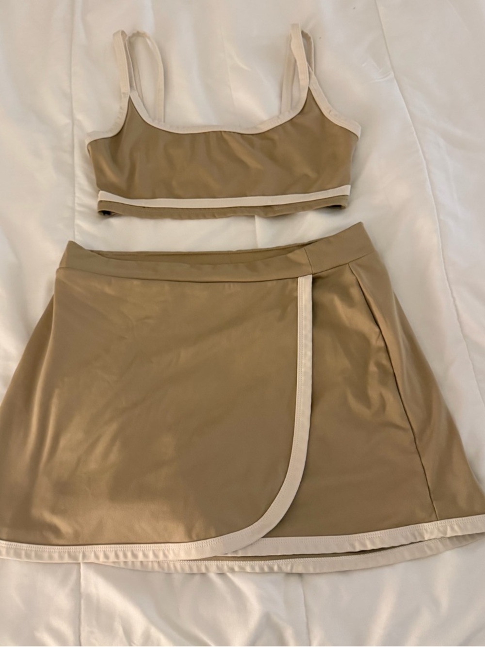 PacSun Tan Mini Skirt and Sports Bra with Cream Trim | M Top, L Bottom